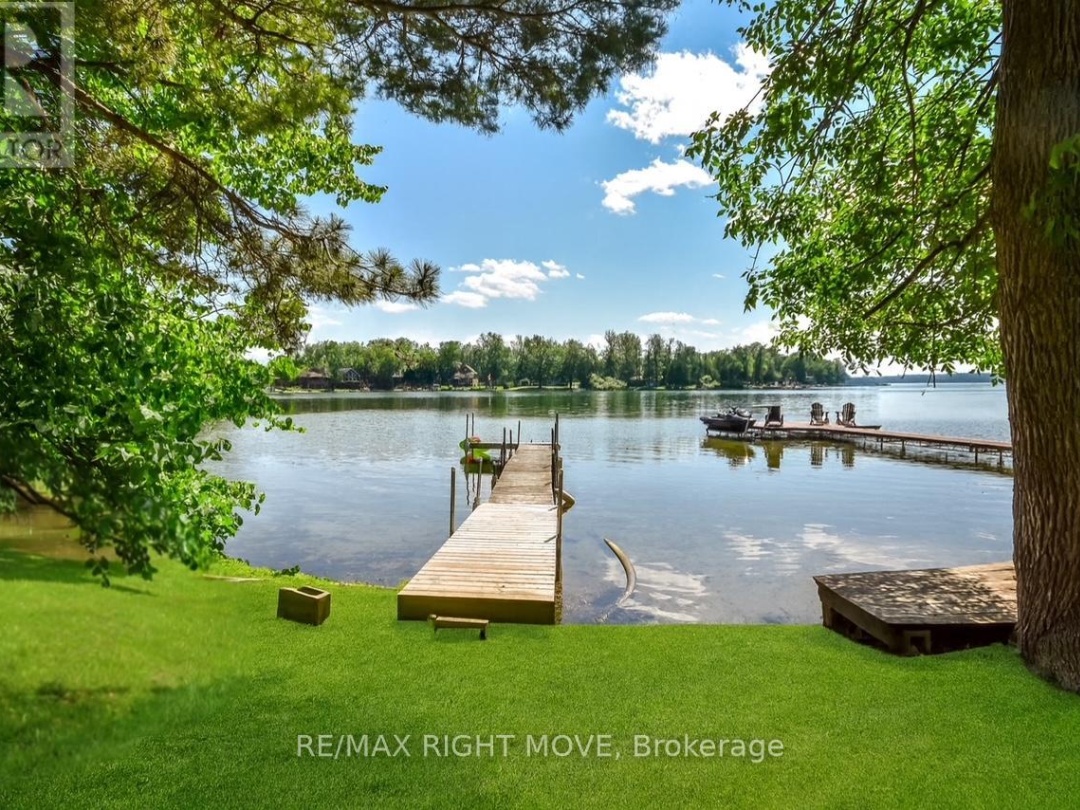 6896 PENTLAND LANE, 