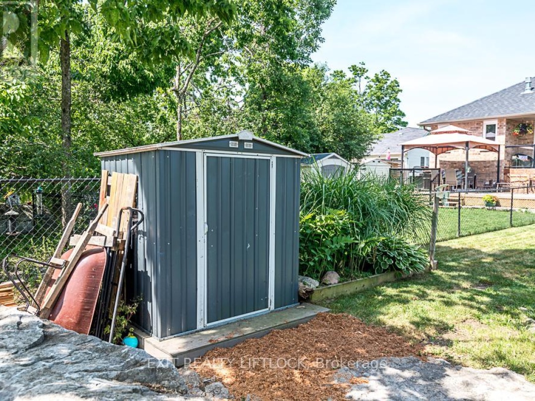 27 HELEN STREET, 