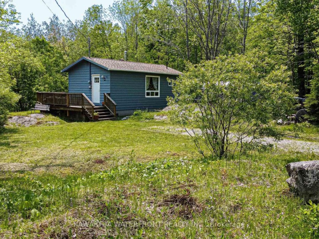 1120 ENGLISH CIRCLE, 