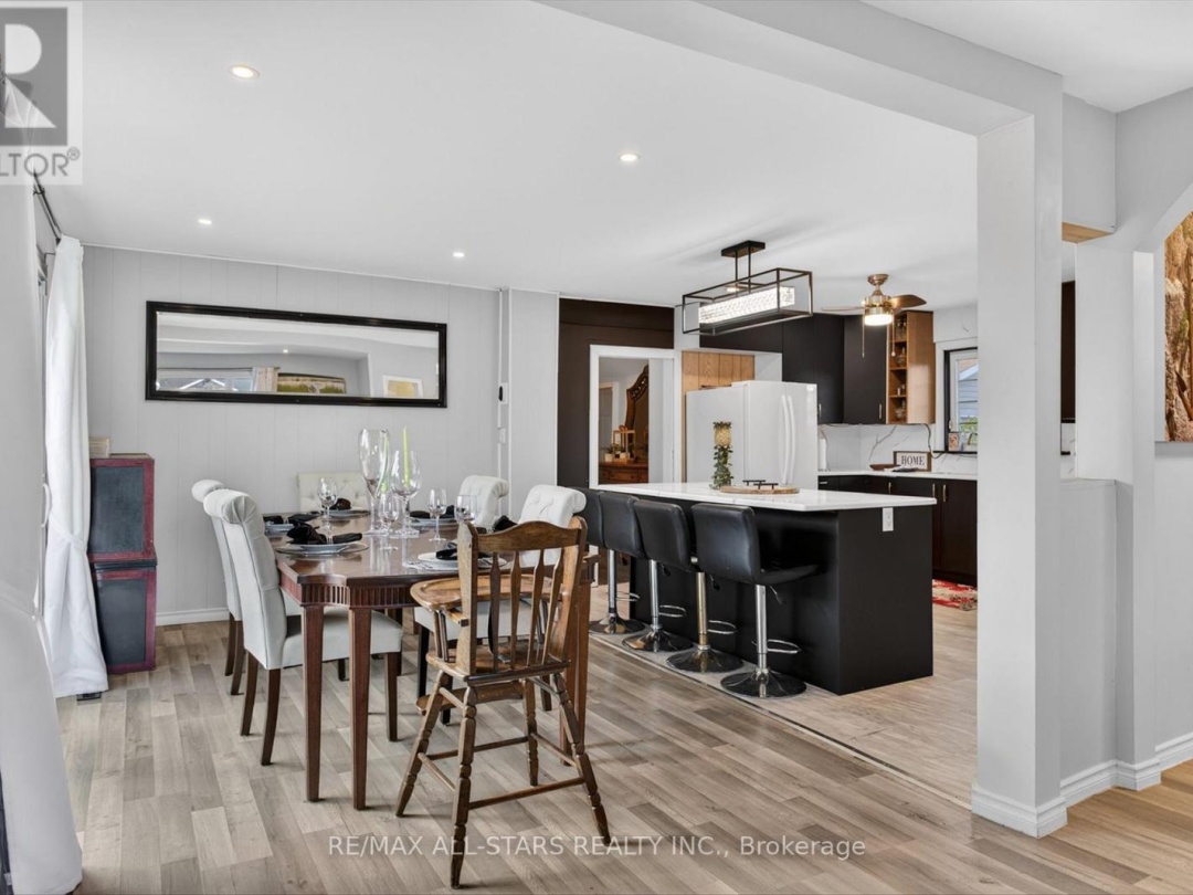 28 PRINCE STREET W, Kawartha Lakes (Bobcaygeon)