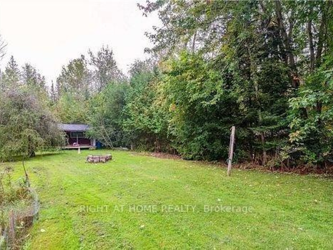 71 ANTIQUARY ROAD, Canal Lake