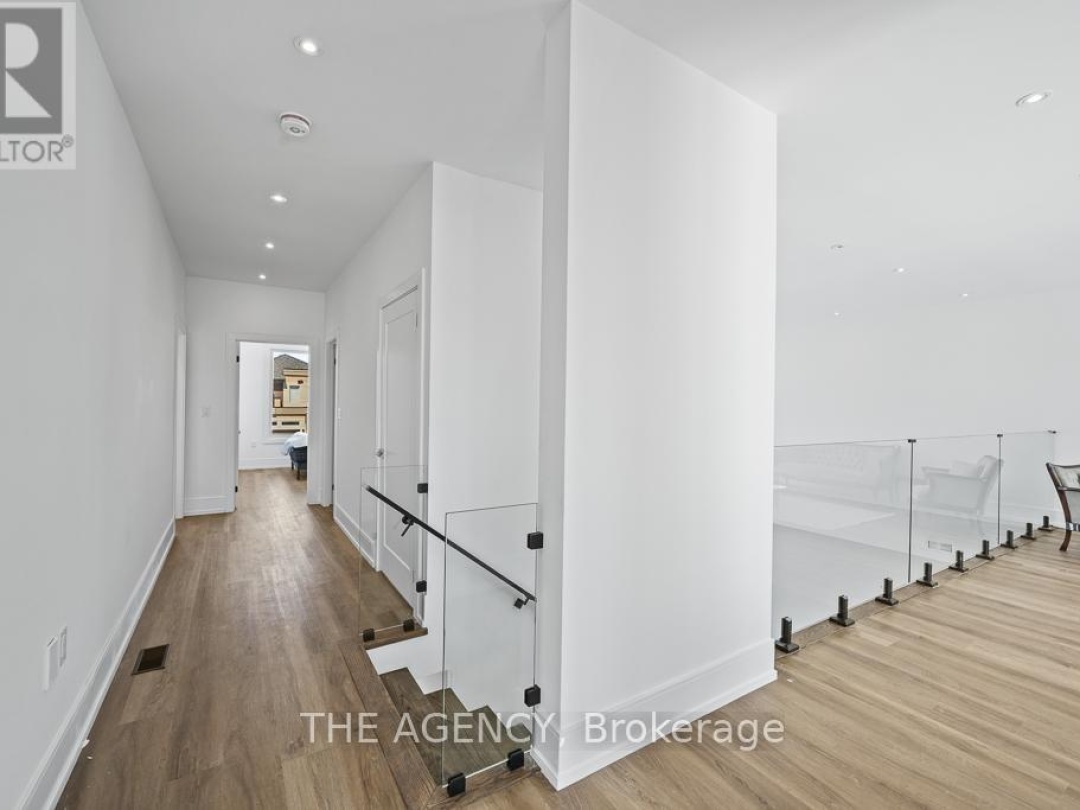 3714 QUAYSIDE DRIVE, Severn (West Shore)