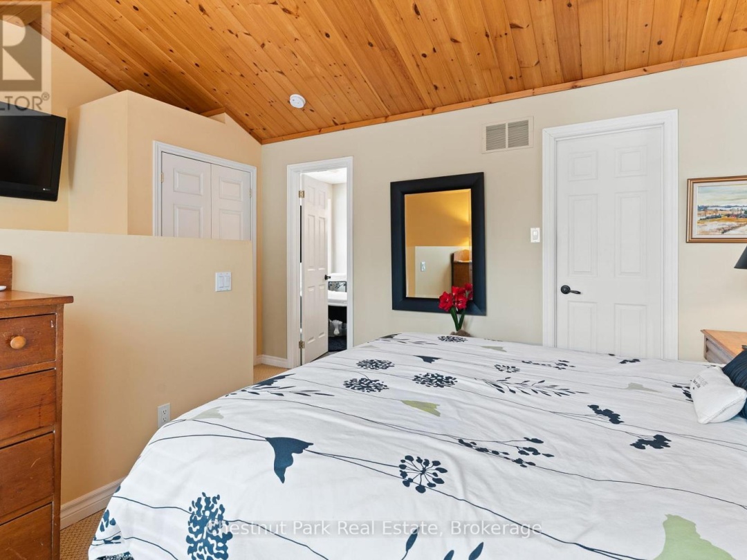1173 WATTS ROAD, Kennisis Lake