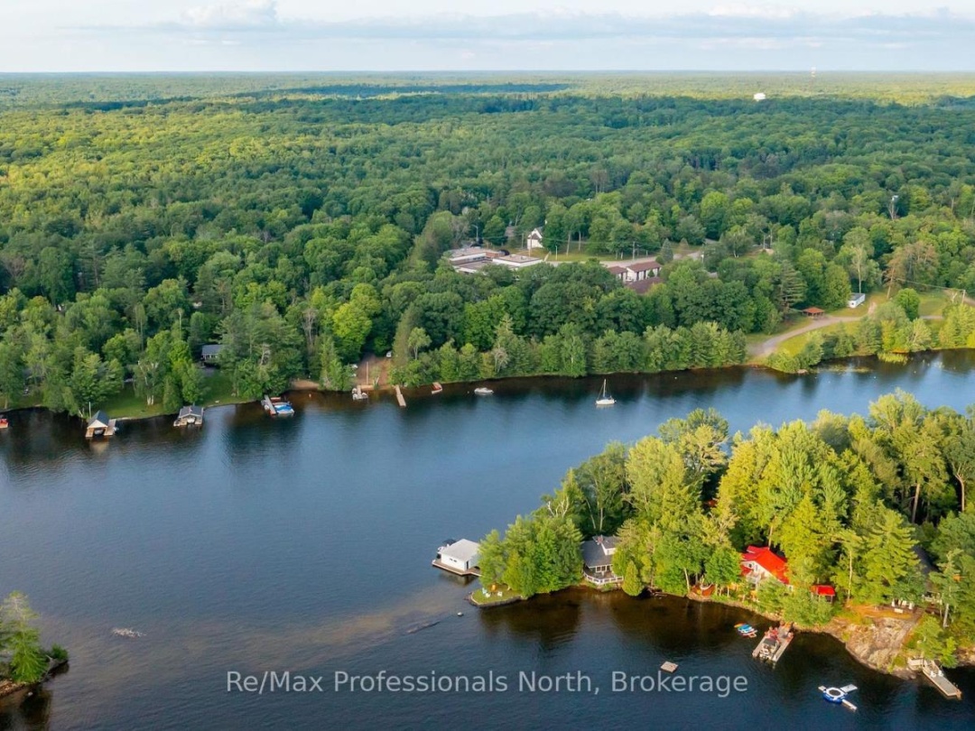 3-4 MB HENRY ISLAND, 