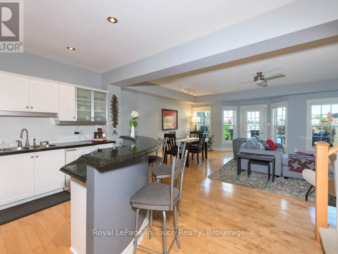 102 WYCLIFFE COVE, Georgian Bay