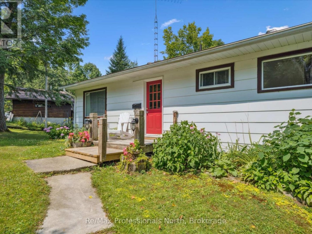 1042 RIVER HAVEN ROAD, 