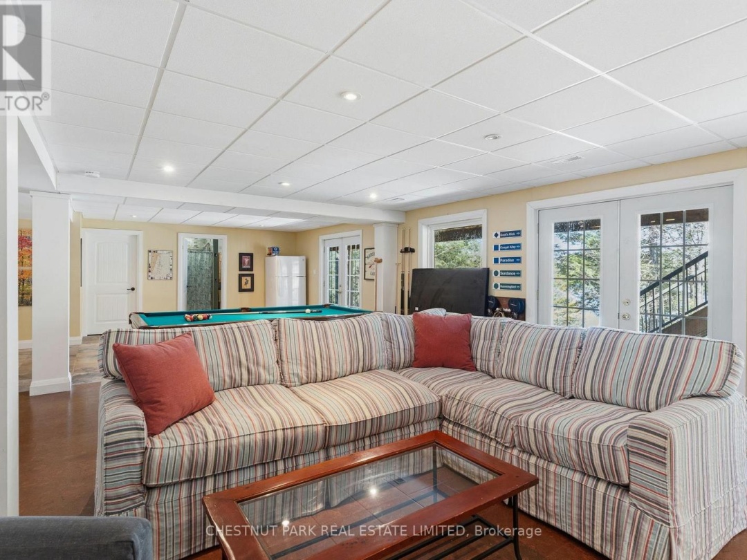 1018 RATTLESNAKE ROAD, Redstone Lake