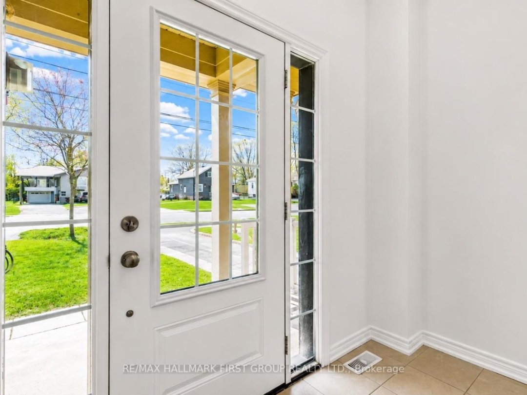 322 EAST STREET, Orillia