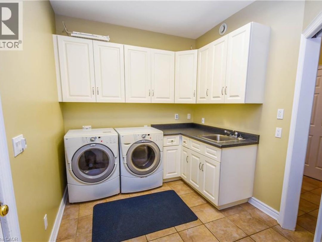 3040 TOWNLINE Road, 