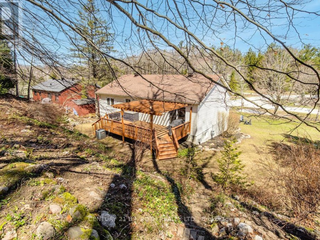 15 SUGARBUSH ROAD, Oro-Medonte (Sugarbush)