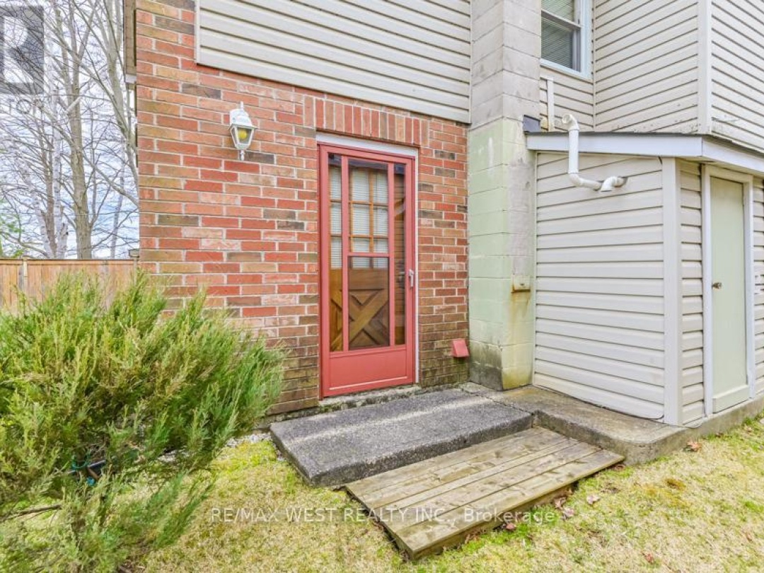 4669 ANDERSON AVENUE, Lake Simcoe