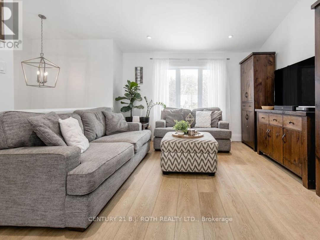 15 SUGARBUSH ROAD, Oro-Medonte (Sugarbush)