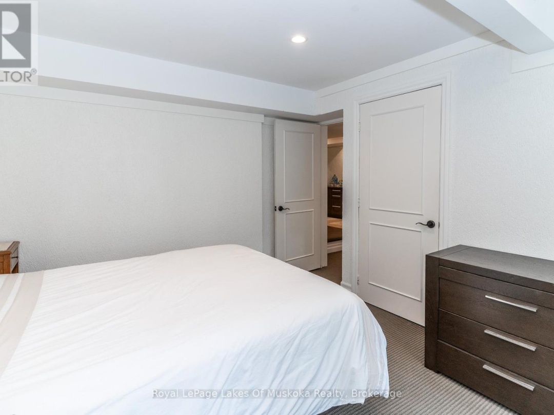 51 PINETREE ROAD, 