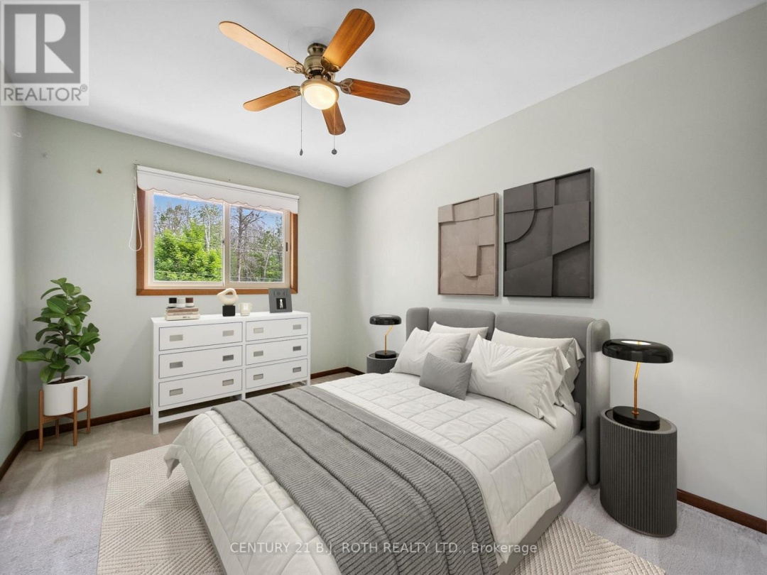 1415 CUNNINGHAM CRESCENT, 