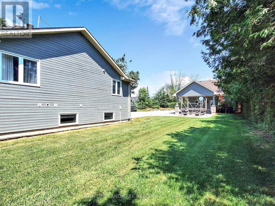 1662 LAKESHORE DRIVE, Lake Simcoe