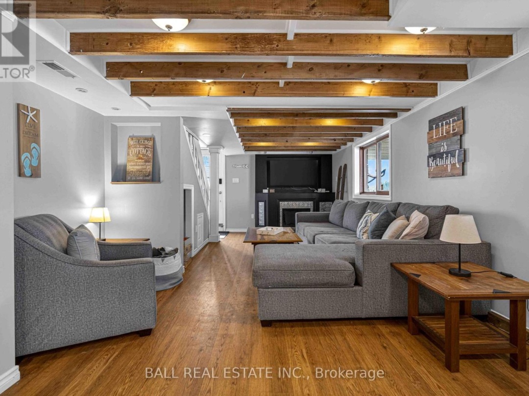 169 FELLS POINT ROAD, Cameron Lake