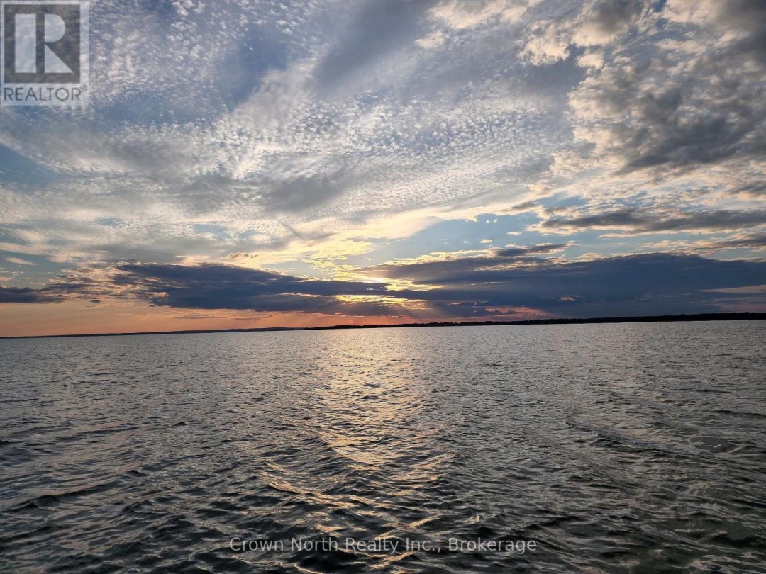 39 TURTLE PATH, Lake Simcoe