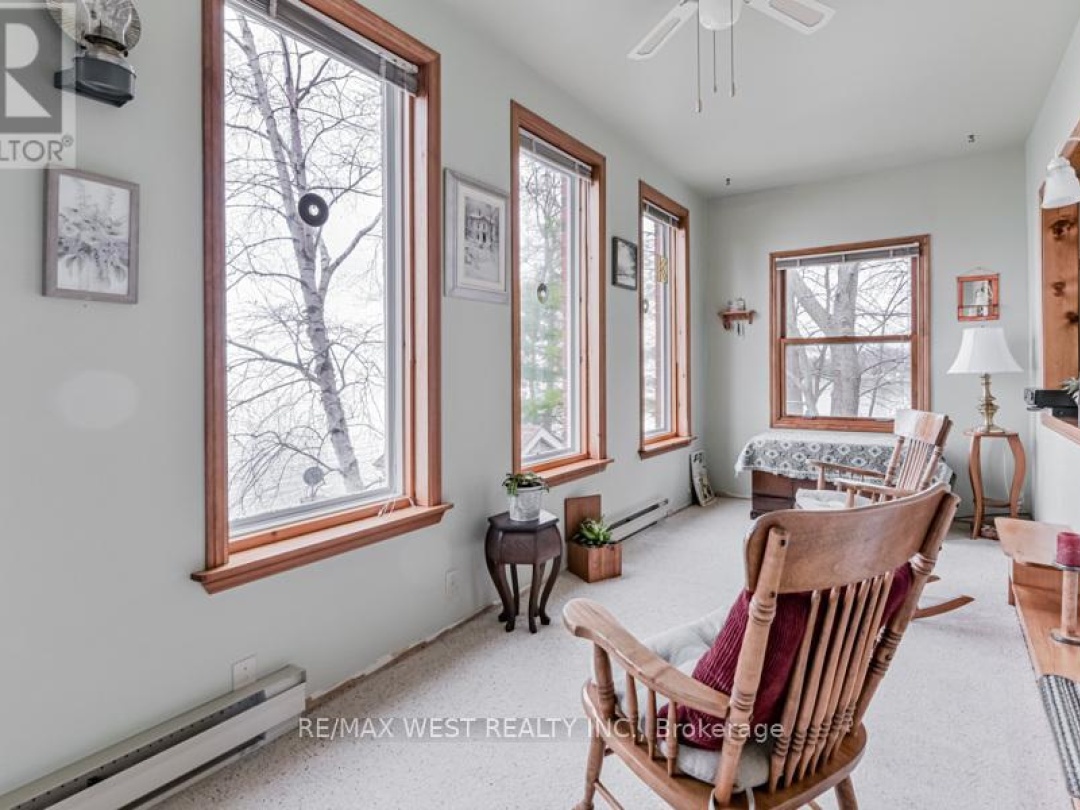4669 ANDERSON AVENUE, Lake Simcoe