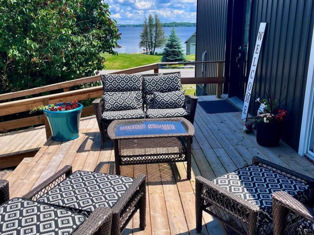 31 BLUE BAY LANE, Cameron Lake