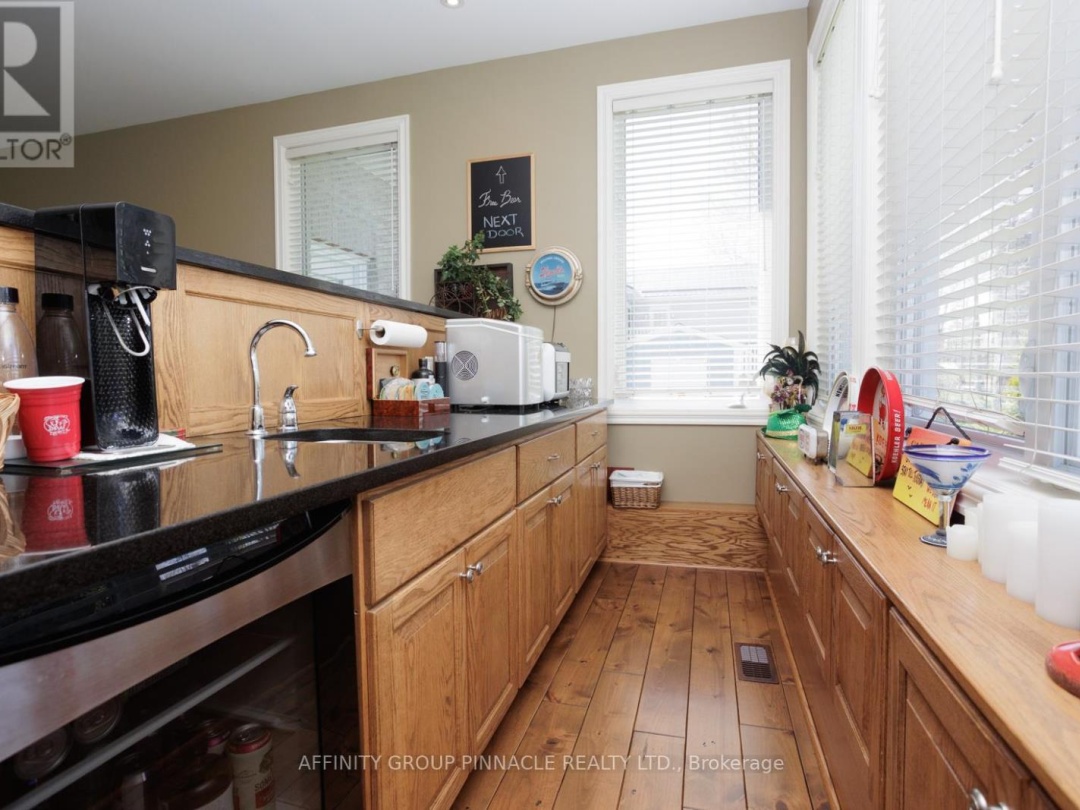 210 MOORINGS DRIVE, Burnt River