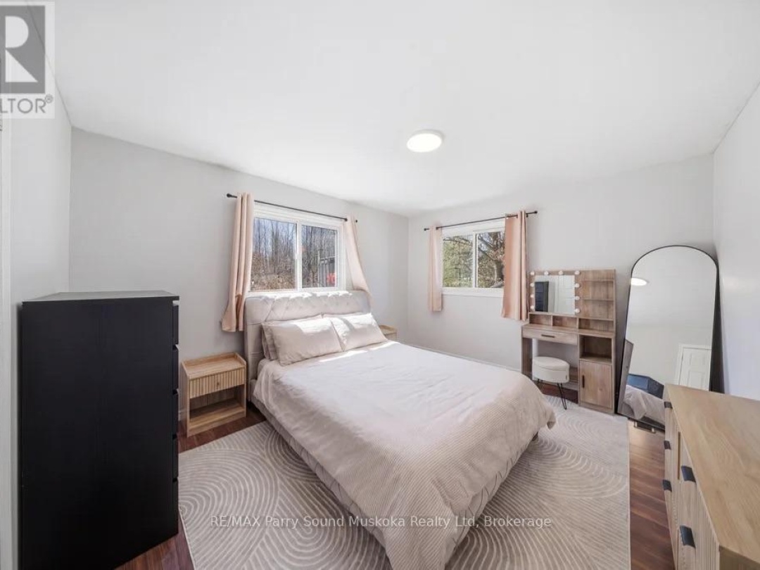 28 BLACK ROAD, Seguin