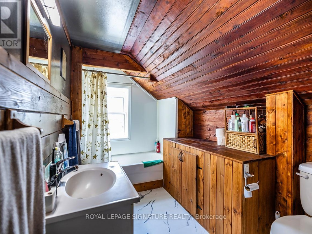 1007 MOOR ROAD, Kawartha Lakes (Eldon)