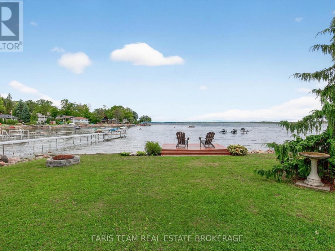 238 ROBINS POINT ROAD, Georgian Bay