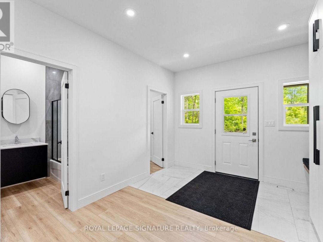44 SUNNYSHORE PARK DRIVE, McKellar