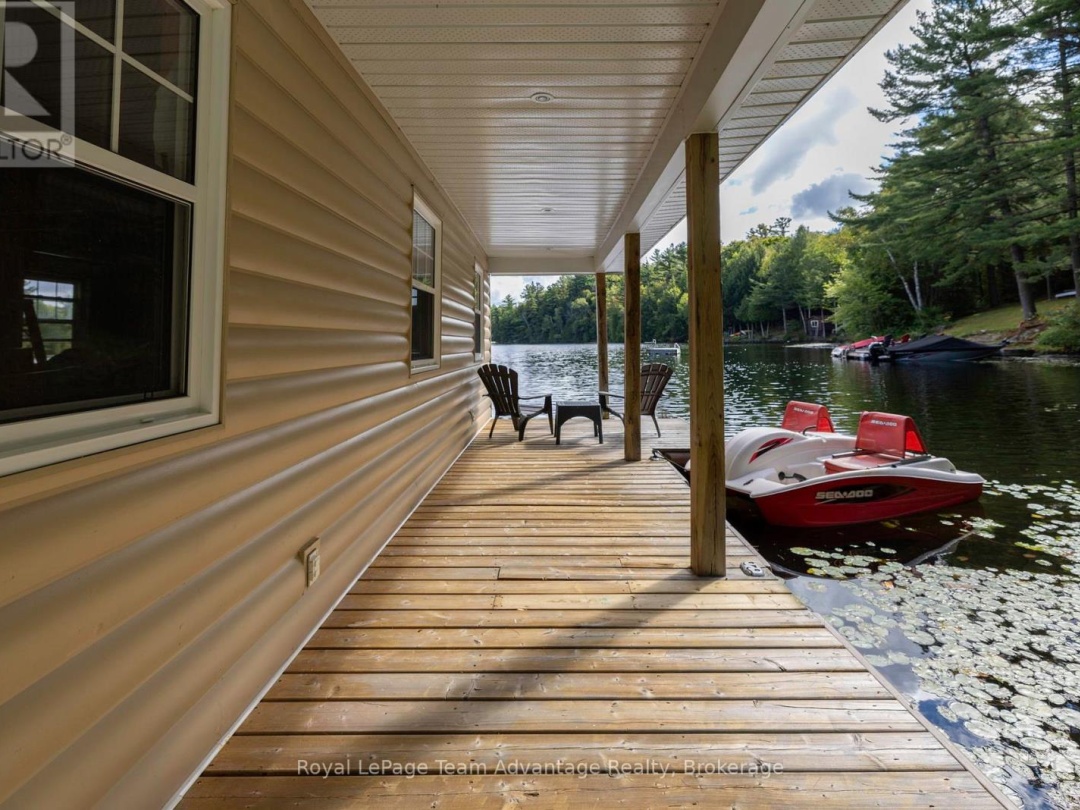 5 FALLINGVIEW TRAIL, 