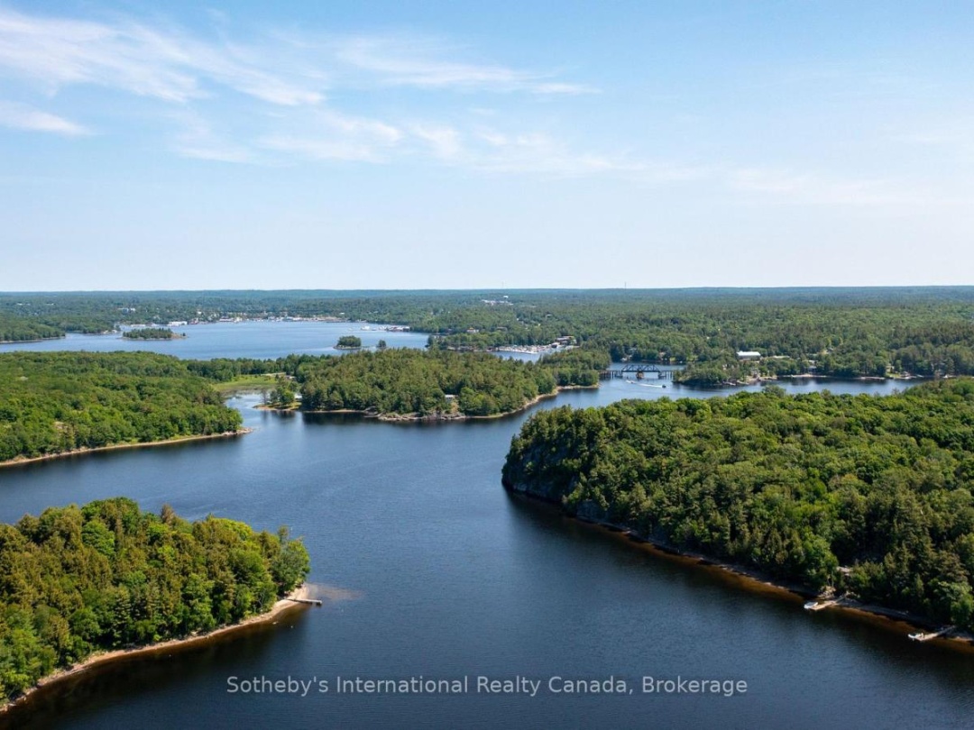 71 B717 ISLAND, Georgian Bay