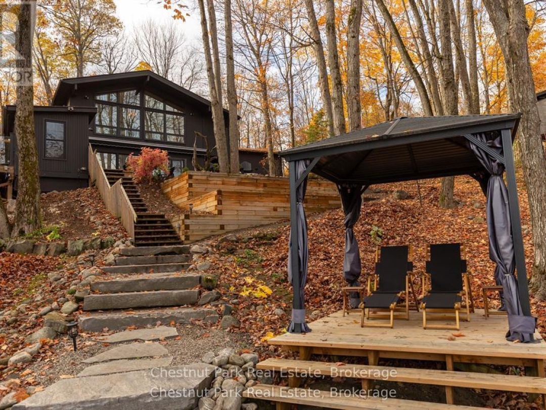 305 SALMON LAKE ROAD, Salmon Lake