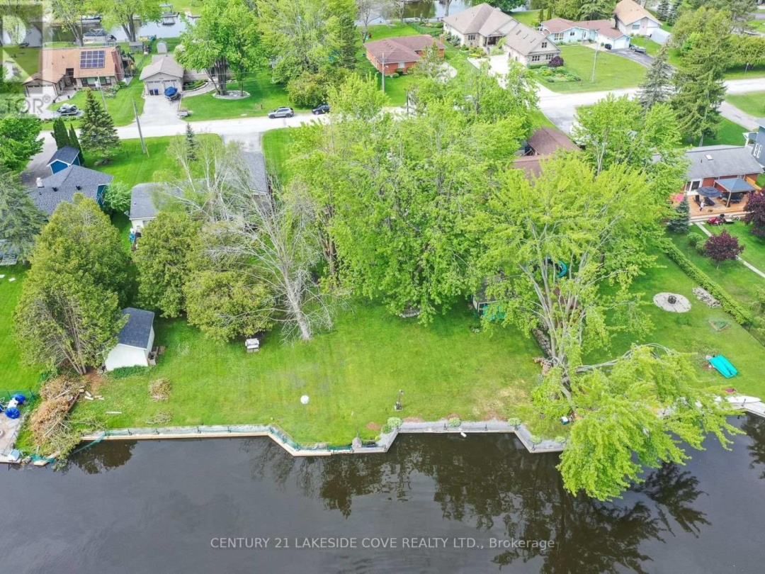 9 PINETREE COURT, 
