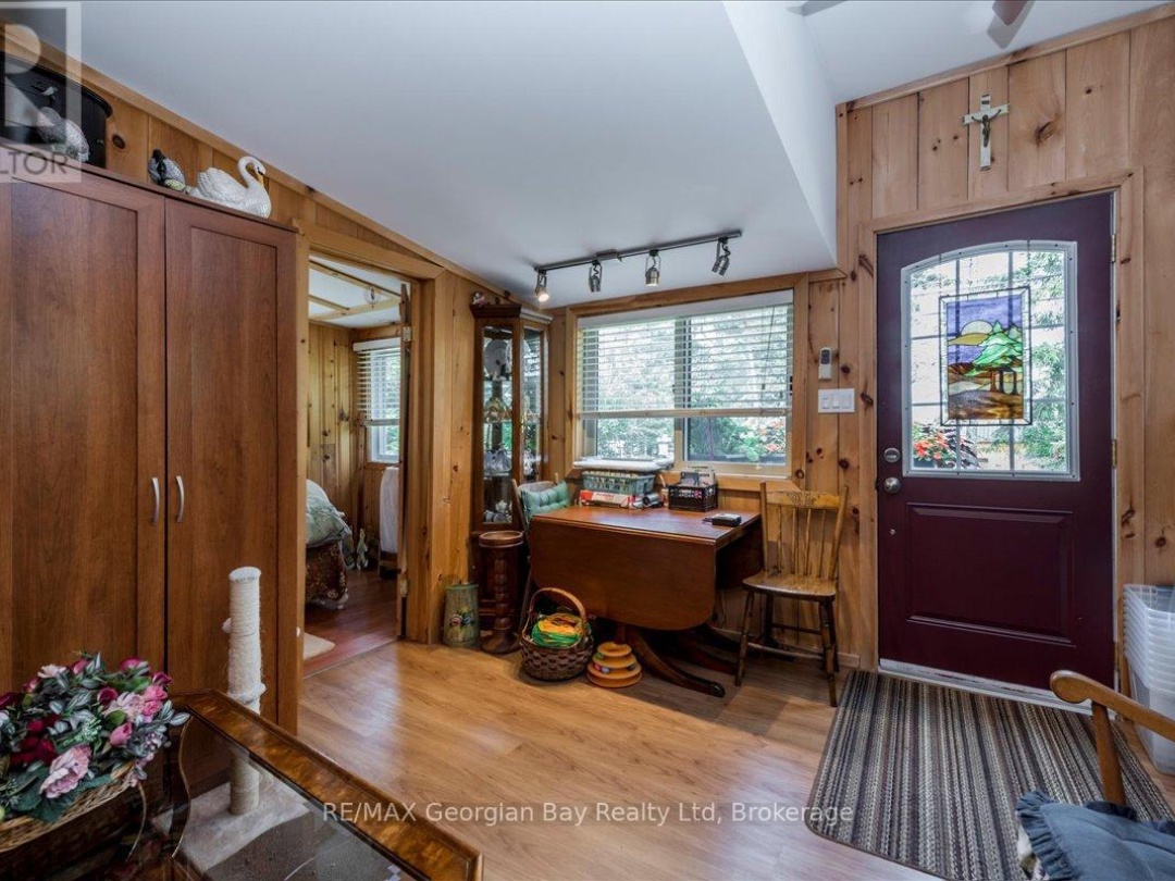 21 GRANDVIEW ROAD, 