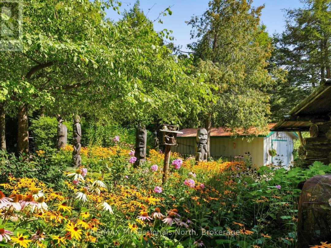 2718 WILKINSON ROAD, Kennisis Lake