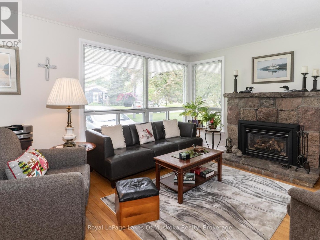 555 Sarah Street N, Gravenhurst (Muskoka (S))