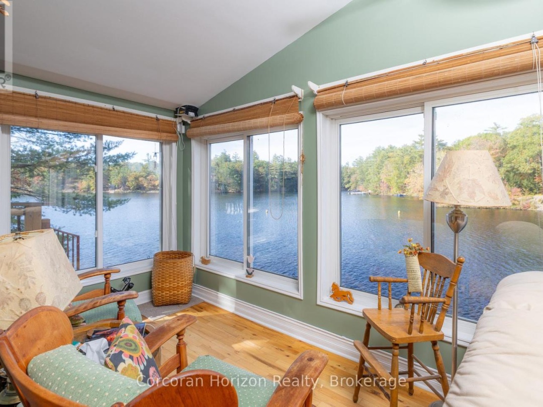 566 HUNGRY BAY ROAD W, Six Mile Lake