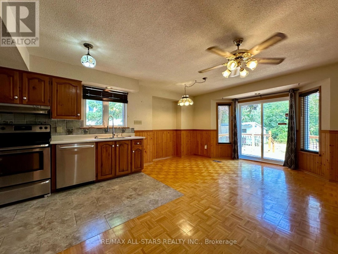 91 FRONT STREET W, 