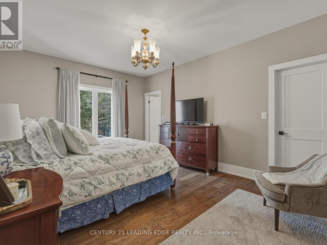 1104 XAVIER STREET, Gravenhurst (Morrison)