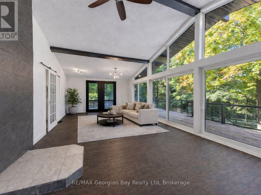 1745 TWIN OAKS CRESCENT, Matchedash Bay