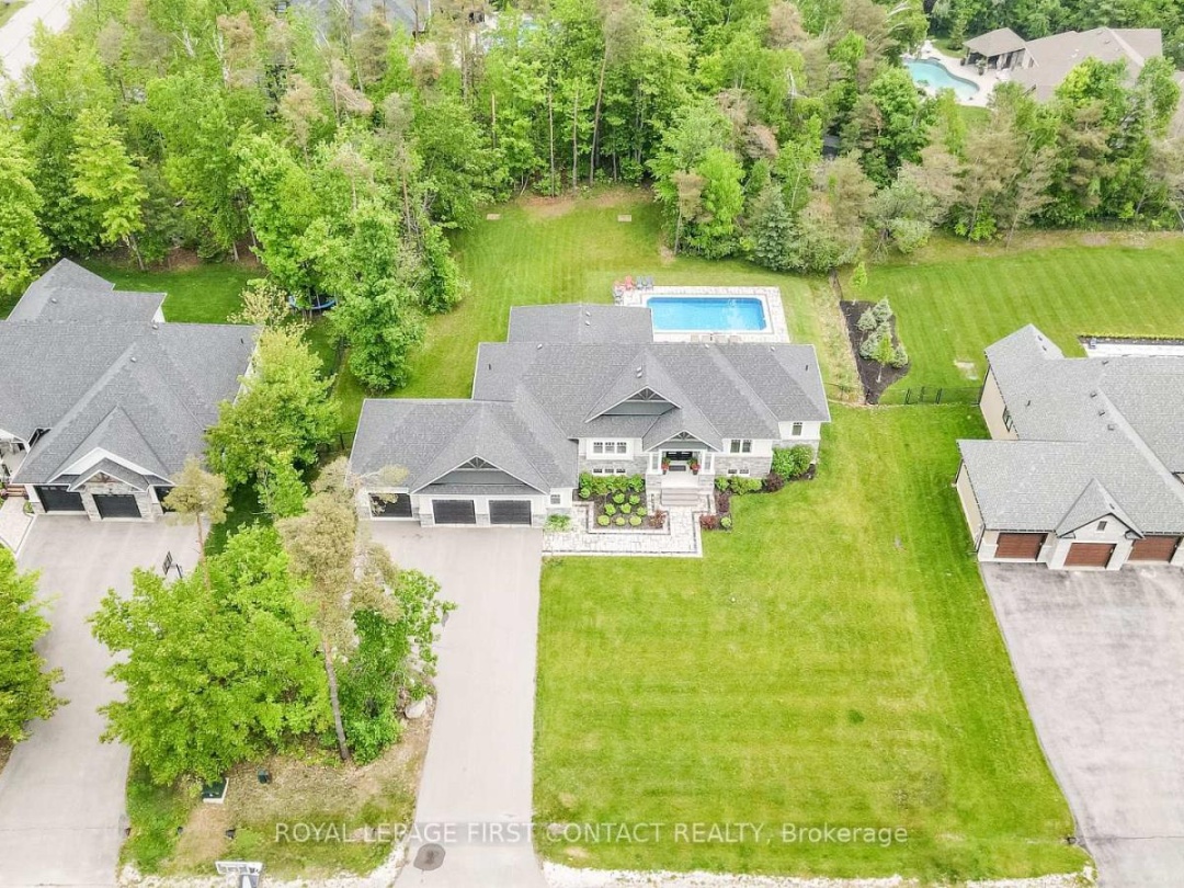 2066 ELANA DRIVE, Severn (Marchmont)