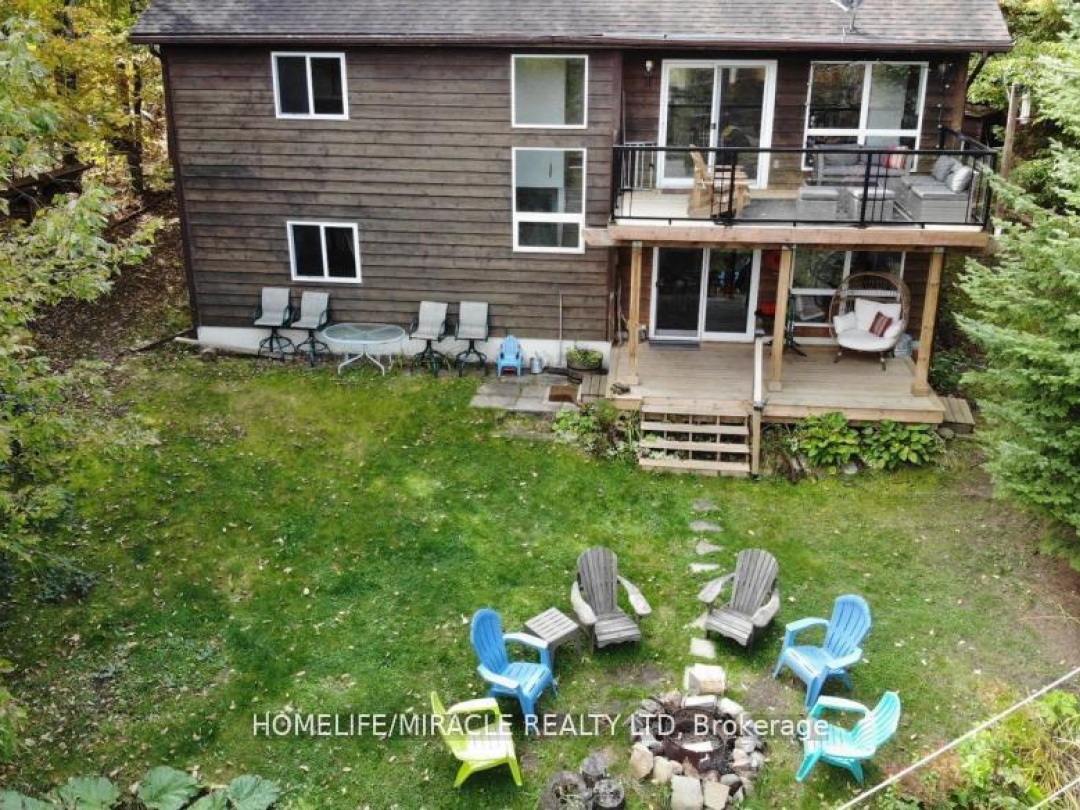 1274 TWIST LANE, Salerno Lake