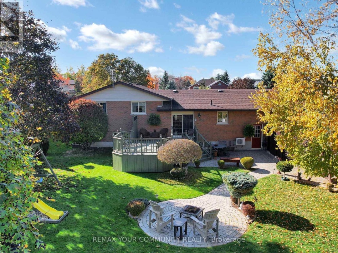 30 GRANT DRIVE, Kawartha Lakes (Oakwood)