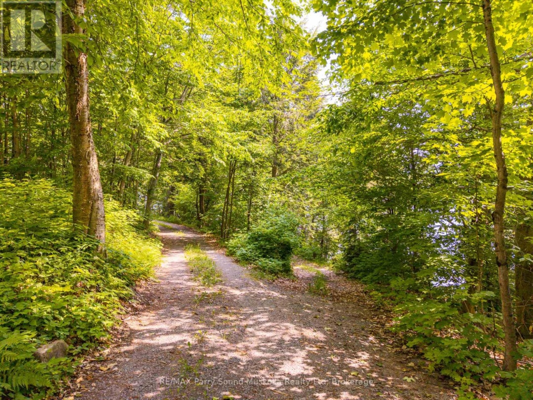 40 LOON ECHO TRAIL, Last Lake