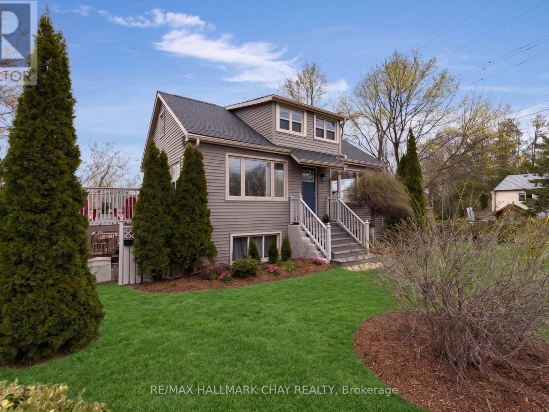 296 BARRIE ROAD, Orillia