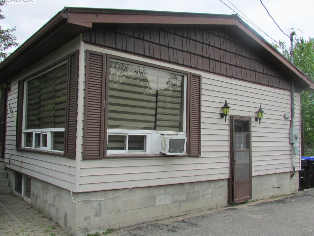 137 FIRST AVENUE, Tay (Port McNicoll)