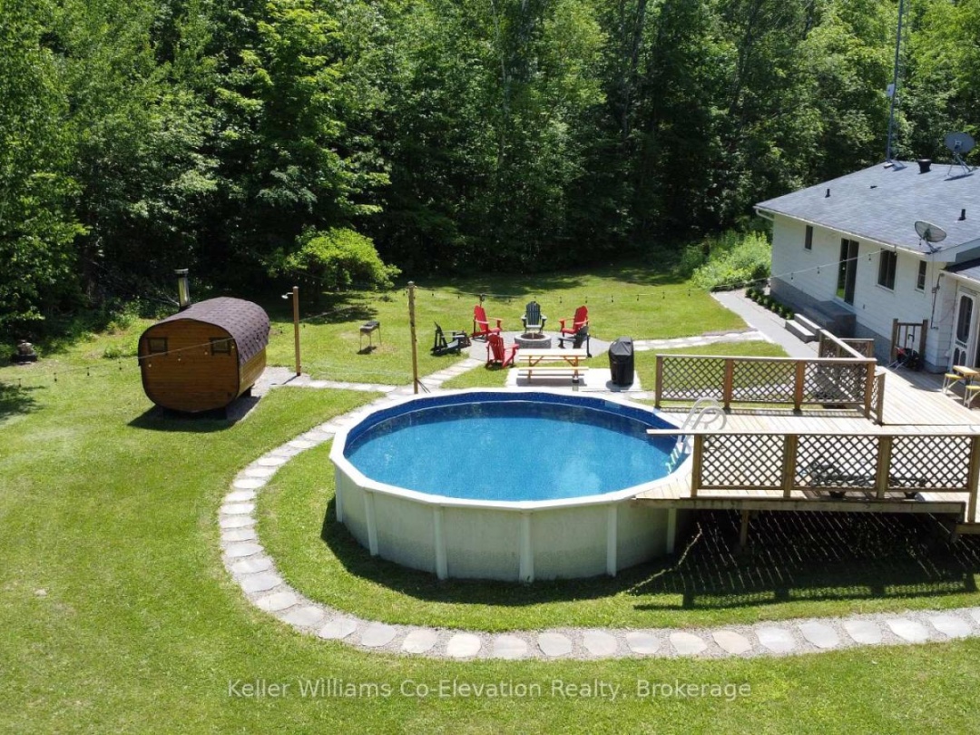 1467 ROSEMOUNT ROAD, 