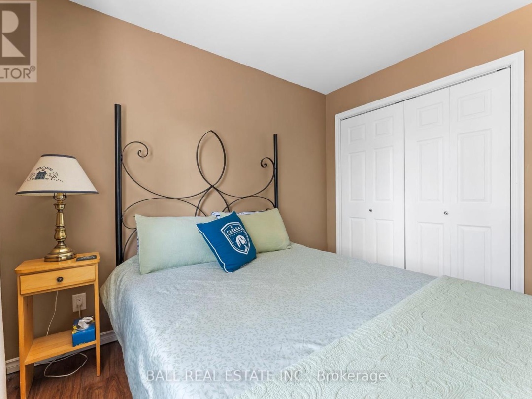 479 EAST CLEAR BAY ROAD, Crystal Lake