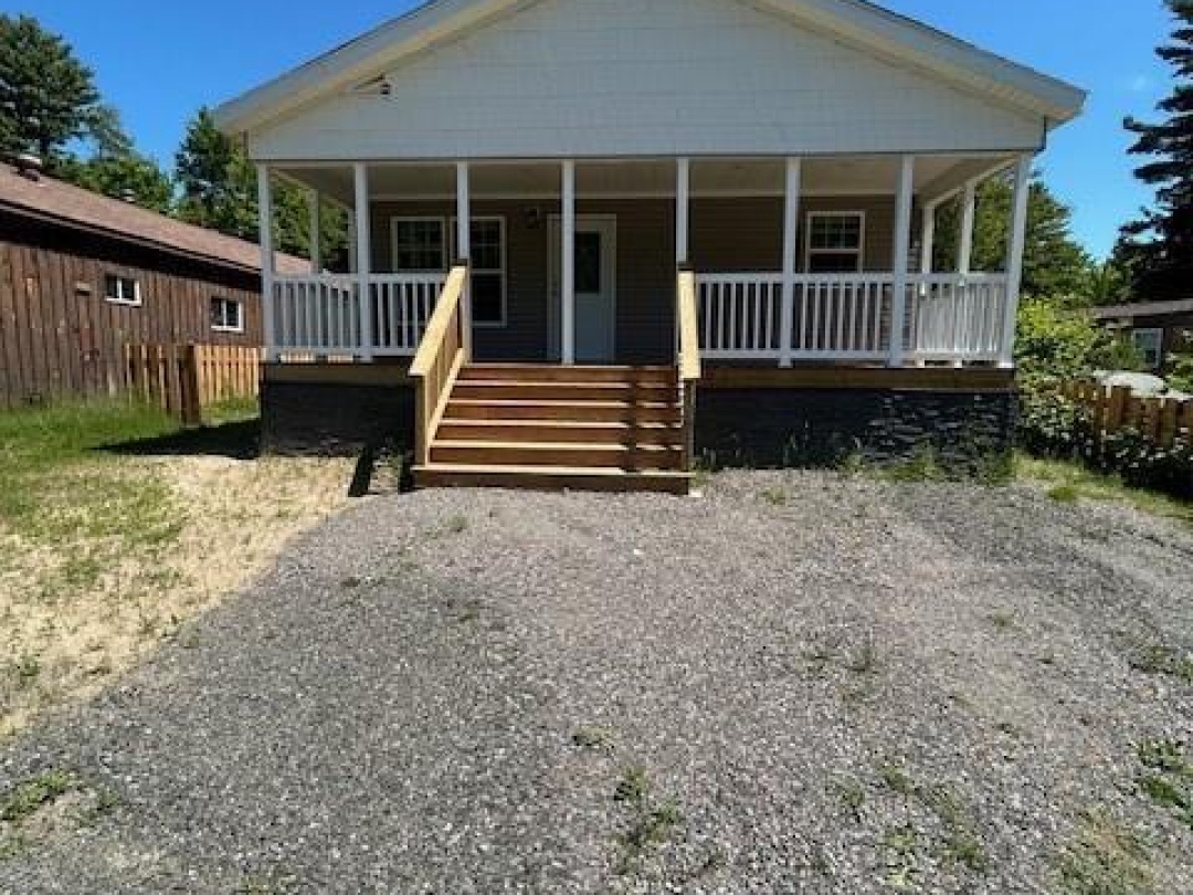 6 1701 Highway 11, Gravenhurst (Morrison)