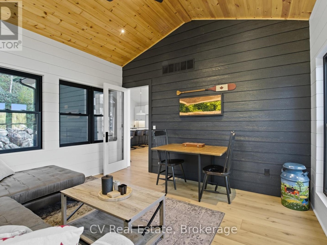 1399 BAYBREEZE LANE, Redstone Lake