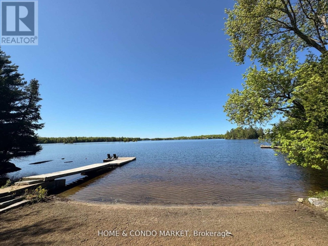 14 CHARLES AVENUE, Manitouwabing Lake